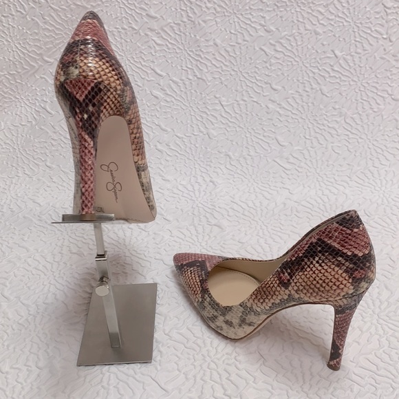 Brand New Jessica Simpson Cassani Pumps - Picture 3 of 4
